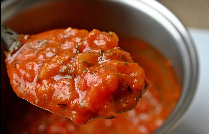 How To Make Homemade Tomato Sauce (Italian Secret Recipe!)
